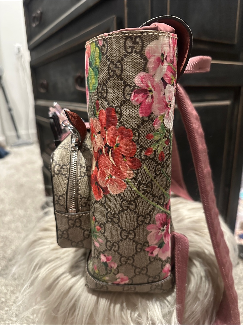 ๐บ๐ธBundle Gucci Bloom GG Canvas Backpack with Pink Leather Zip Wallet - Picture 10 of 16